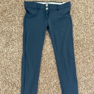 Excellent condition Freddy WR.UP skinny Low Rise